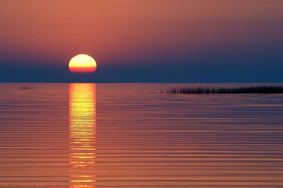 Aydarkul Lake